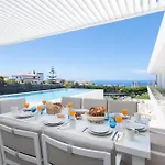 Karat Splendida Villa