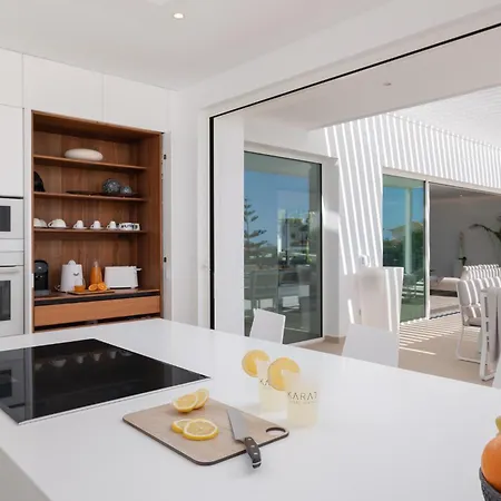 Karat Splendida Villa Playa Paraiso